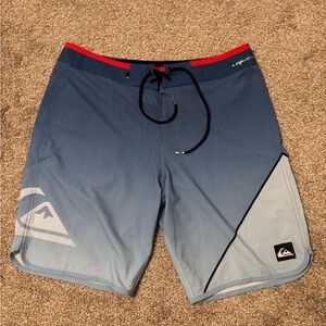 Quiksilver Men's Blue Swim Shorts